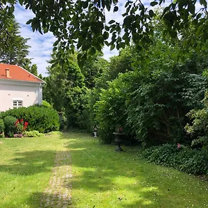 Elena Bed & Breakfast